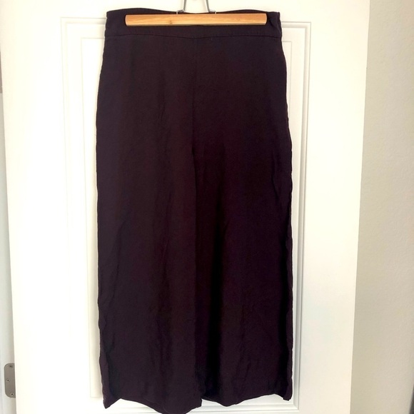 Leith High-Rise Wide Leg Crop Pants in Burgundy - Picture 5 of 8